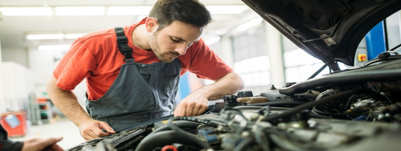 تعمیرکار اتومبیل های سواری بنزینی